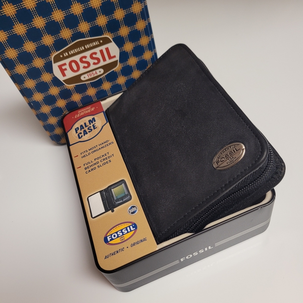 Fossil Leather Wallet Passport, Credit Cards, Cash, Coin Y2K Palm Case